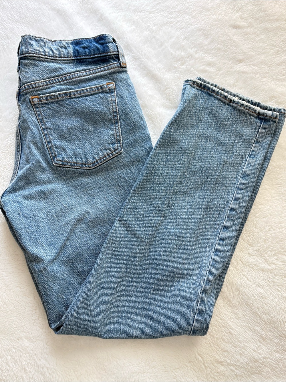 Abercrombie & Fitch The 90s Straight Mid Rise Jeans